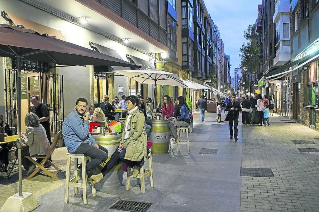 Espacioso 140 M2 Y Calidad A 250 Metros Playa Y Puerto Deportivo 5Hab 2 Banos Vut2917As Gijon Bagian luar foto